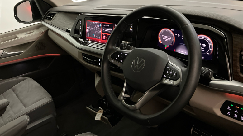 Volkswagen Multivan 2.0 TDI Style 5dr LWB DSG Diesel Estate